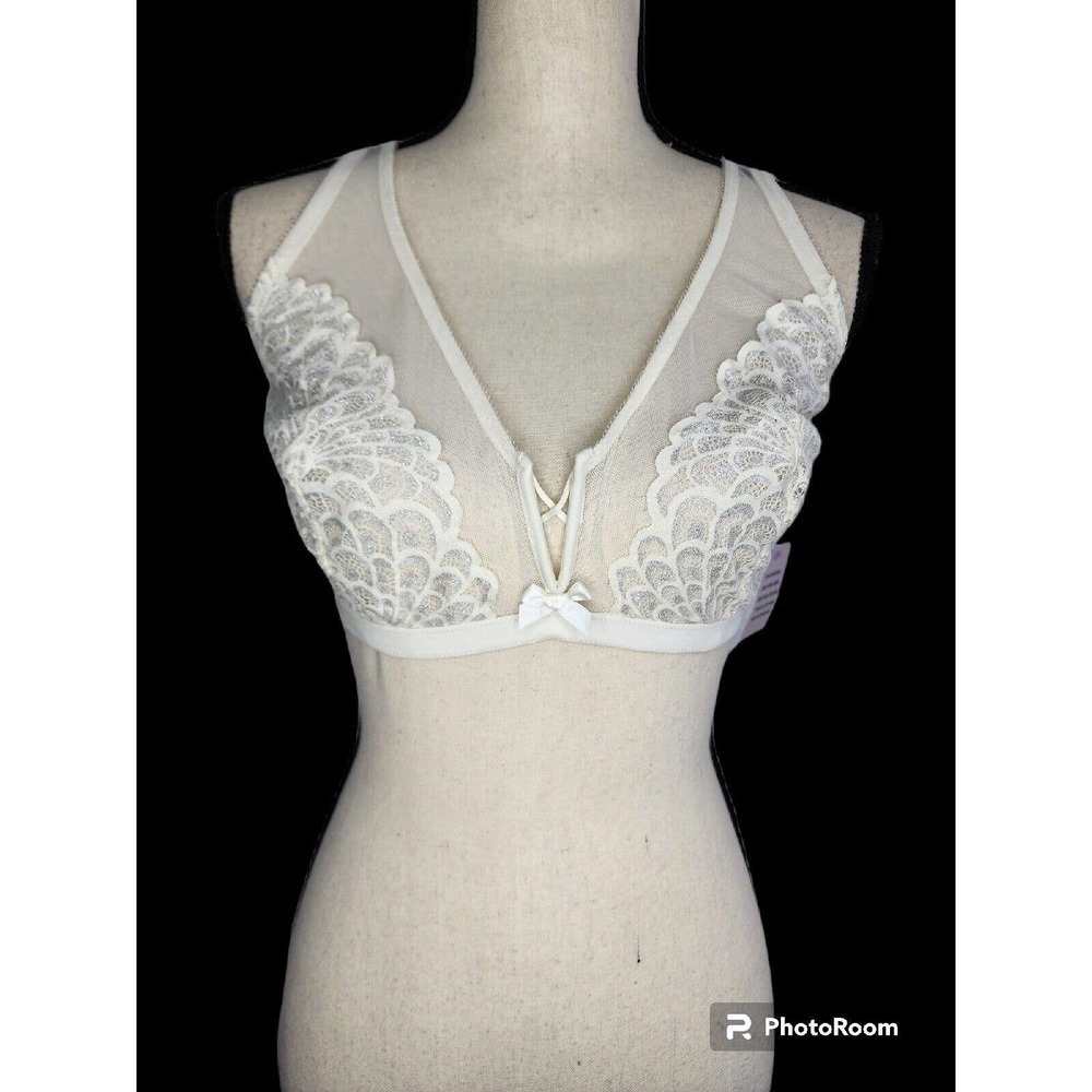 NWT Savage X Fenty Lace Bra Bralette 1X Cream Lace Sheer Wireless Sexy Bow